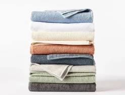 Coyuchi Air Weight® Organic Towels< Bath Towels
