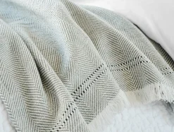 Coyuchi Canyon Organic Throw< Throws