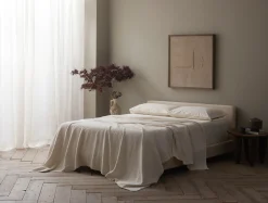 Coyuchi Cascade Organic Matelasse Blanket< Bed Blankets