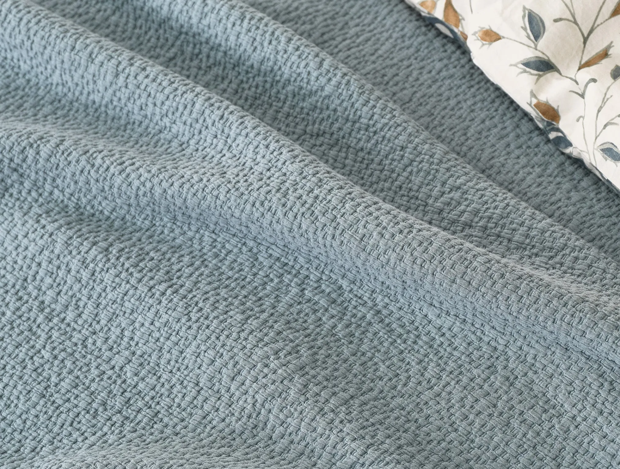 Coyuchi Cascade Organic Matelasse Sham< Pillow Shams
