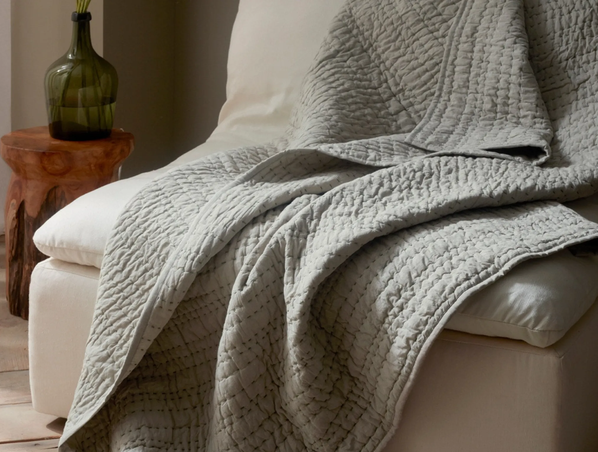 Coyuchi Channel Handstitched Organic Throw< Throws