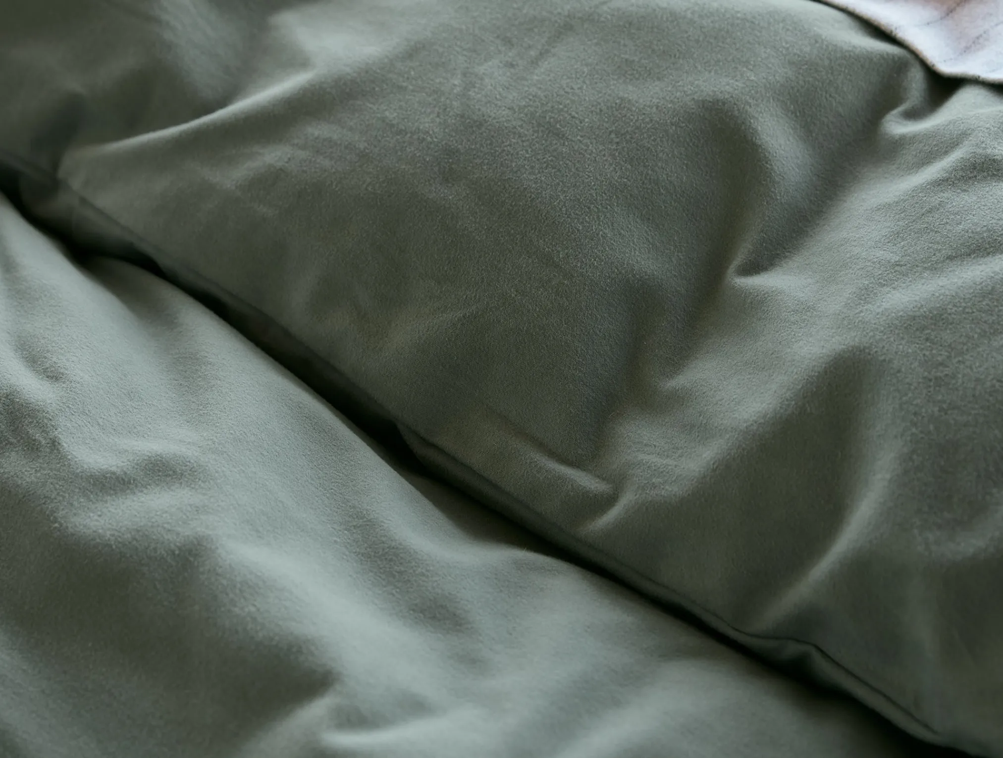 Coyuchi Cloud Brushed™ Organic Flannel Sheet Set< Flannel|Sheet Sets