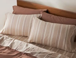 Coyuchi Cloud Brushed™ Organic Flannel Pillowcases< Pillowcases|Pillowcases
