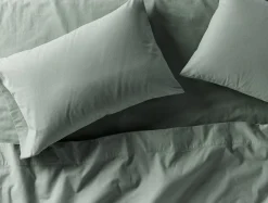 Coyuchi Cloud Brushed™ Organic Flannel Fitted Sheet< Fitted Sheets|Fitted Sheets