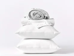 Coyuchi Cloud Soft Organic Sateen Deluxe Bed Bundle< Sateen