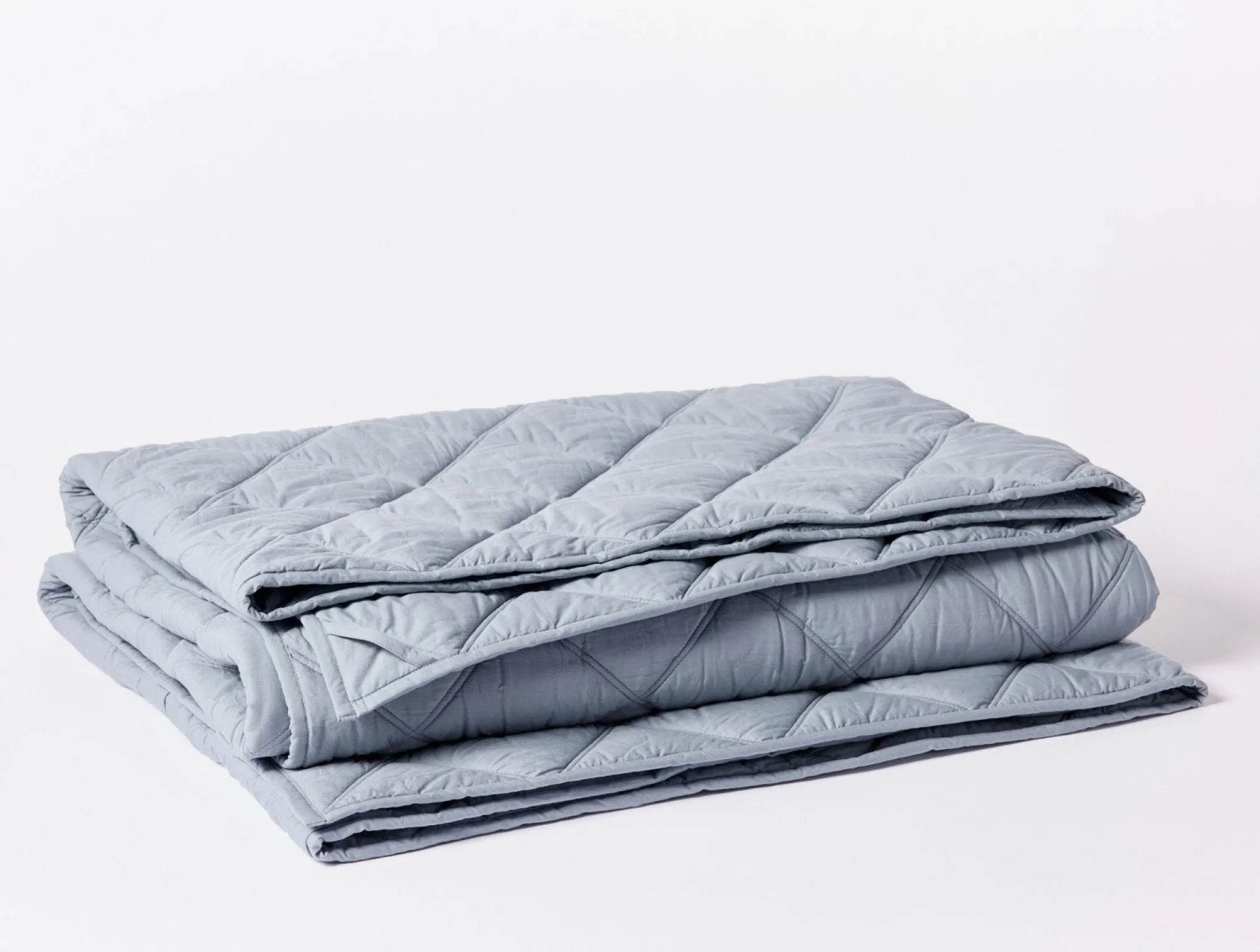 Coyuchi Diamond-Stitched Organic Cotton Comforter< Quilts + Comforters