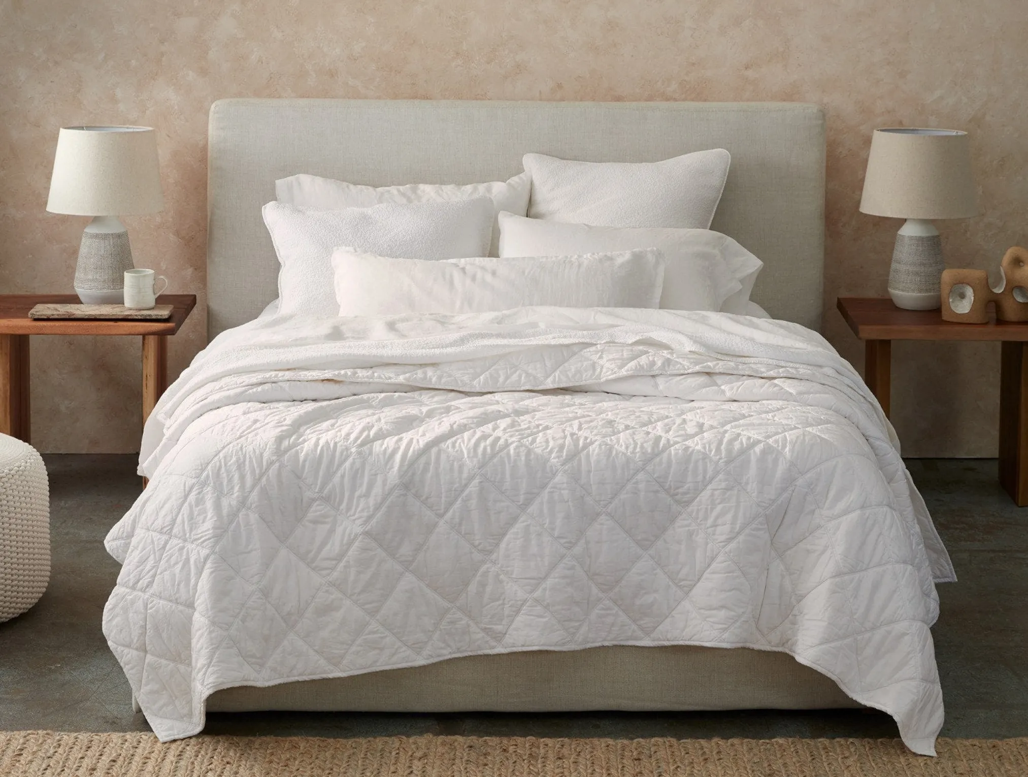 Coyuchi Diamond-Stitched Organic Cotton Comforter< Quilts + Comforters|Quilts + Comforters
