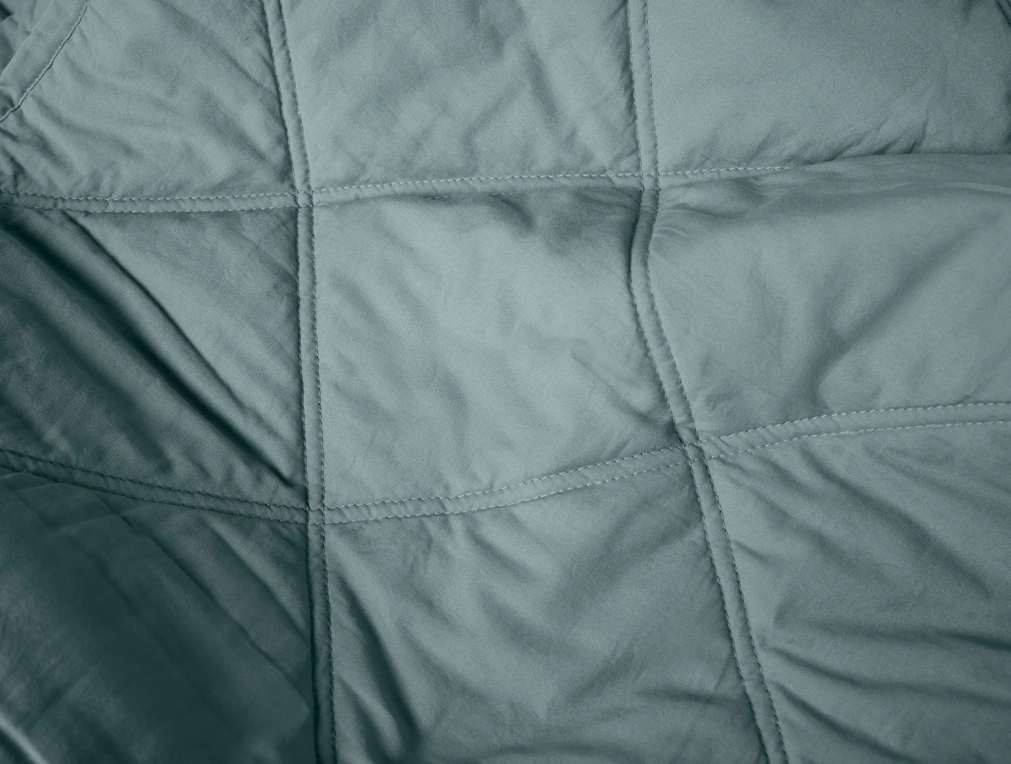 Coyuchi Diamond-Stitched Organic Cotton Comforter< Quilts + Comforters|Quilts + Comforters