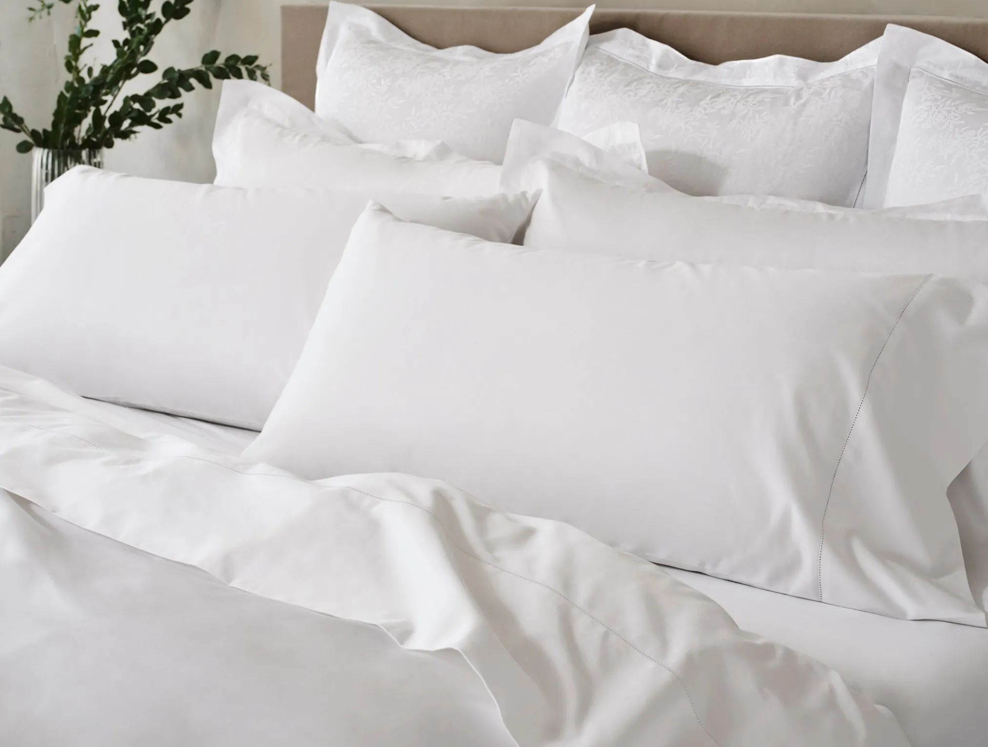 Coyuchi Heirloom Organic Sateen Complete Bed Bundle< Sateen