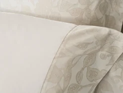 Coyuchi Heritage Organic Percale Jacquard Border Pillowcases< Pillowcases|Pillowcases