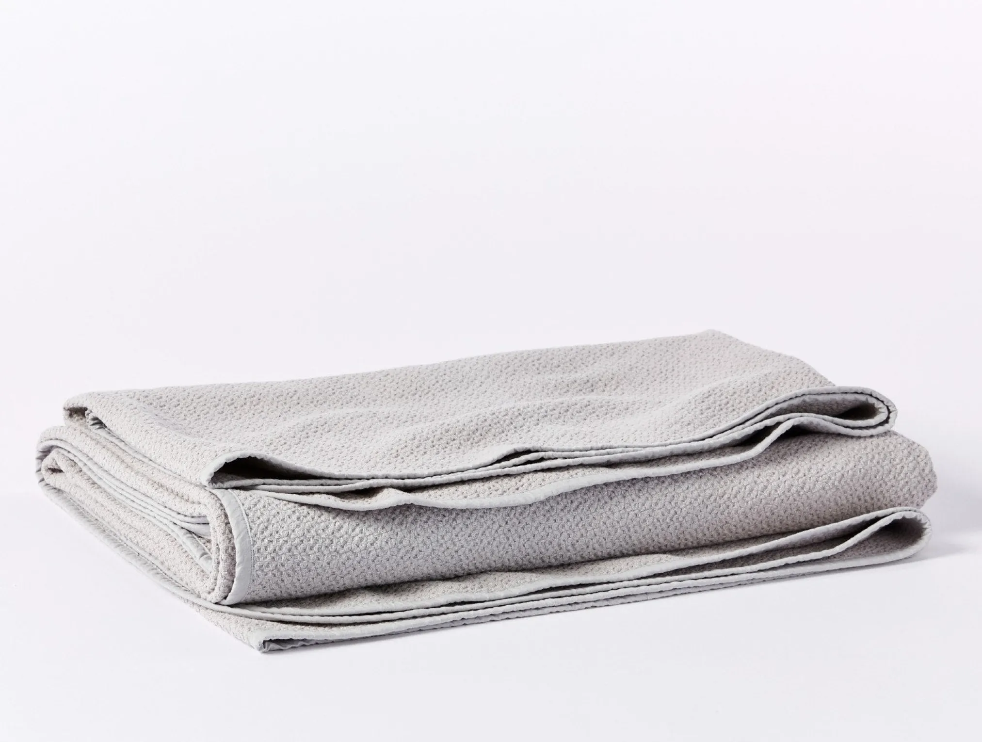 Coyuchi Honeycomb Organic Blanket< Bed Blankets