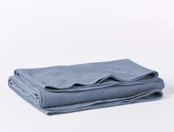 Coyuchi Honeycomb Organic Blanket< Bed Blankets