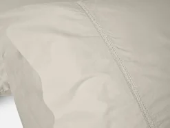 Coyuchi Lattice Organic Percale Pillowcases< Pillowcases|Pillowcases