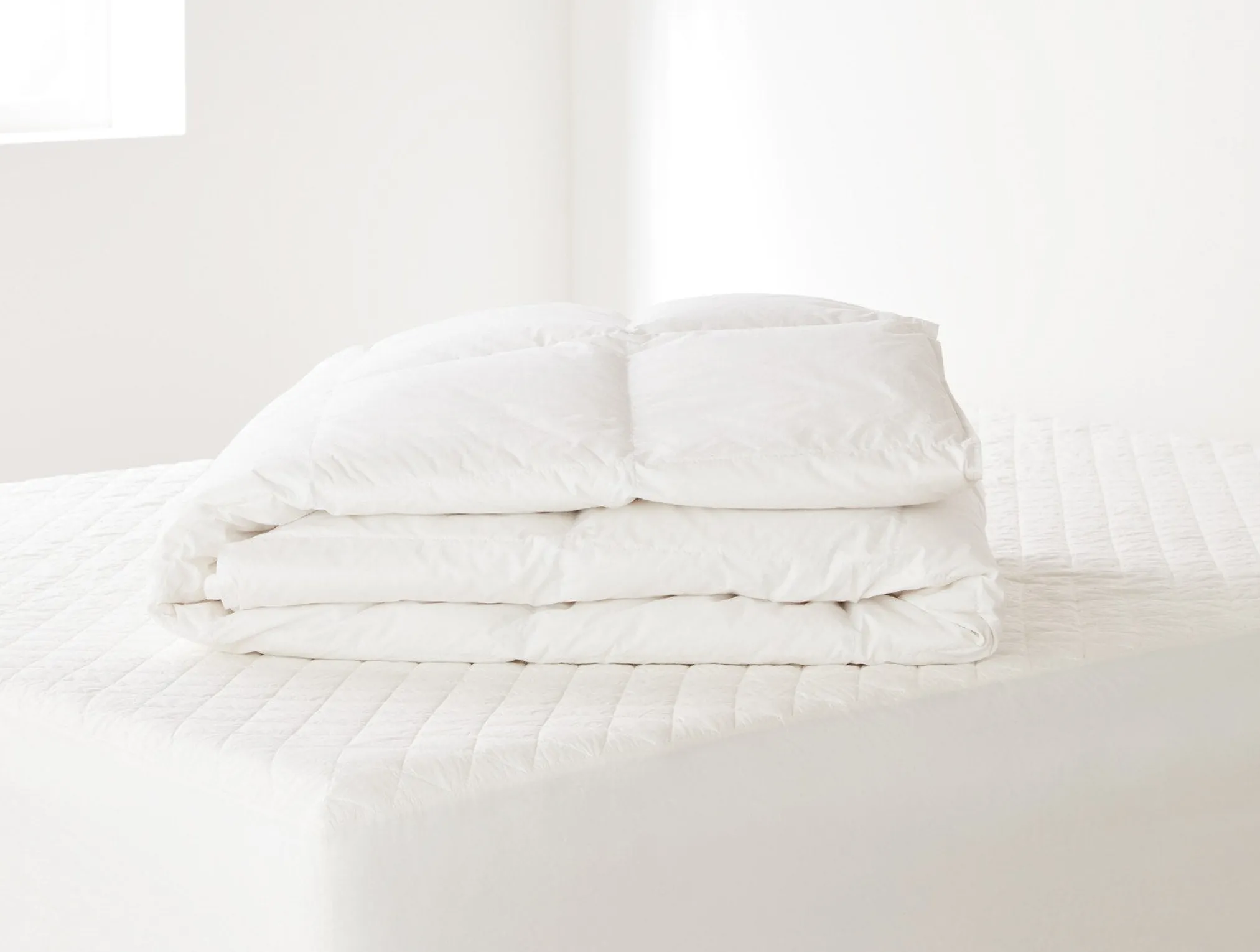 Coyuchi Lightweight Down Duvet Insert< Duvet Inserts + Comforters|Duvet Inserts + Comforters
