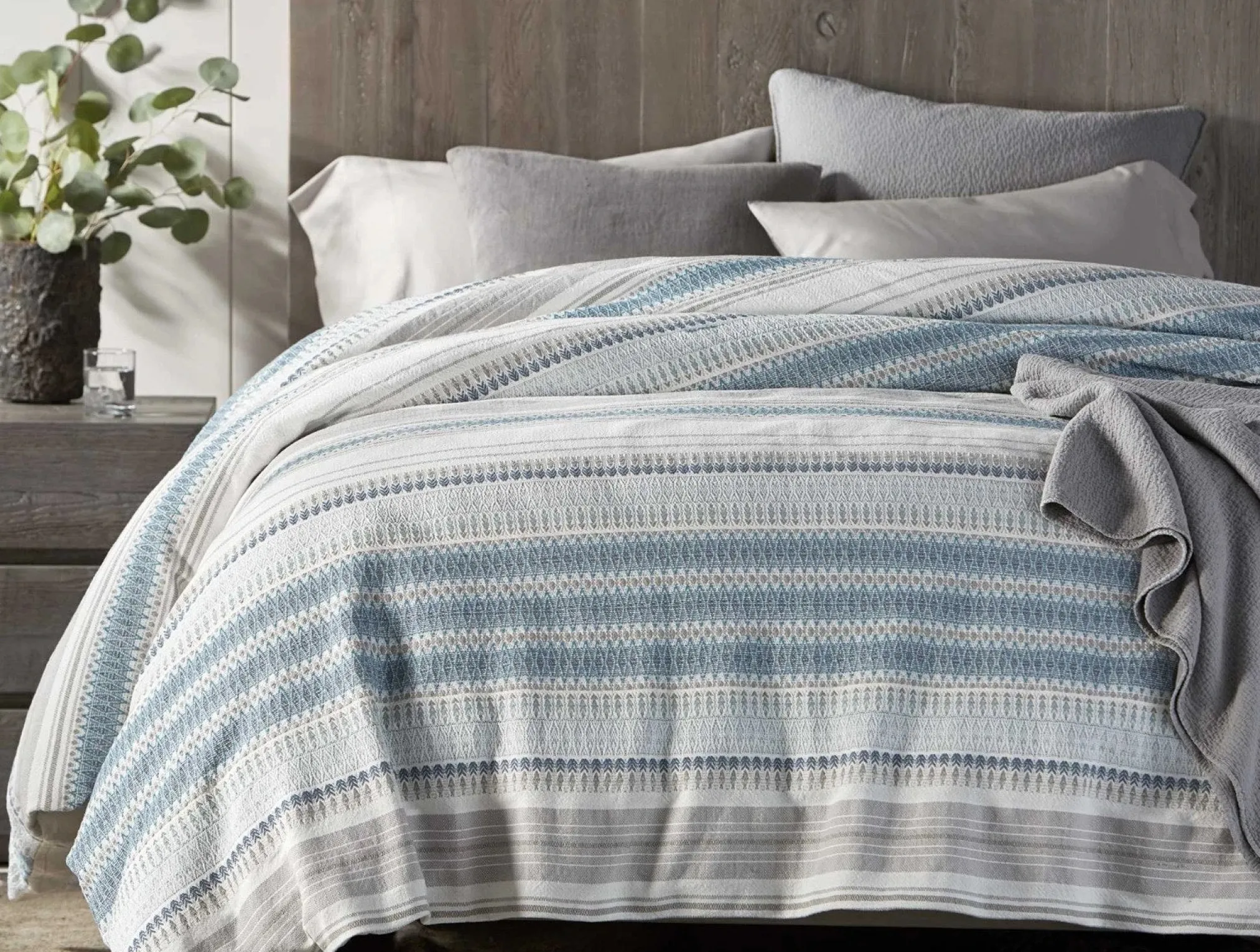 Coyuchi Lost Coast Organic Duvet Cover< Duvet Covers + Sets