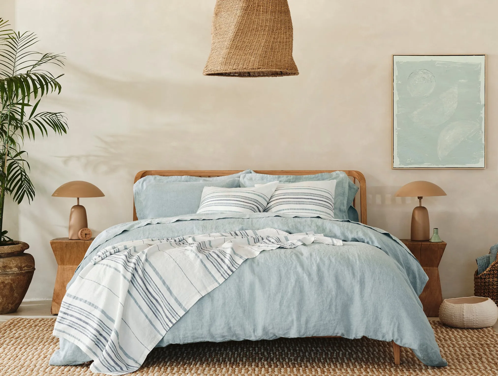 Coyuchi Mojave Organic Linen Throw< Throws