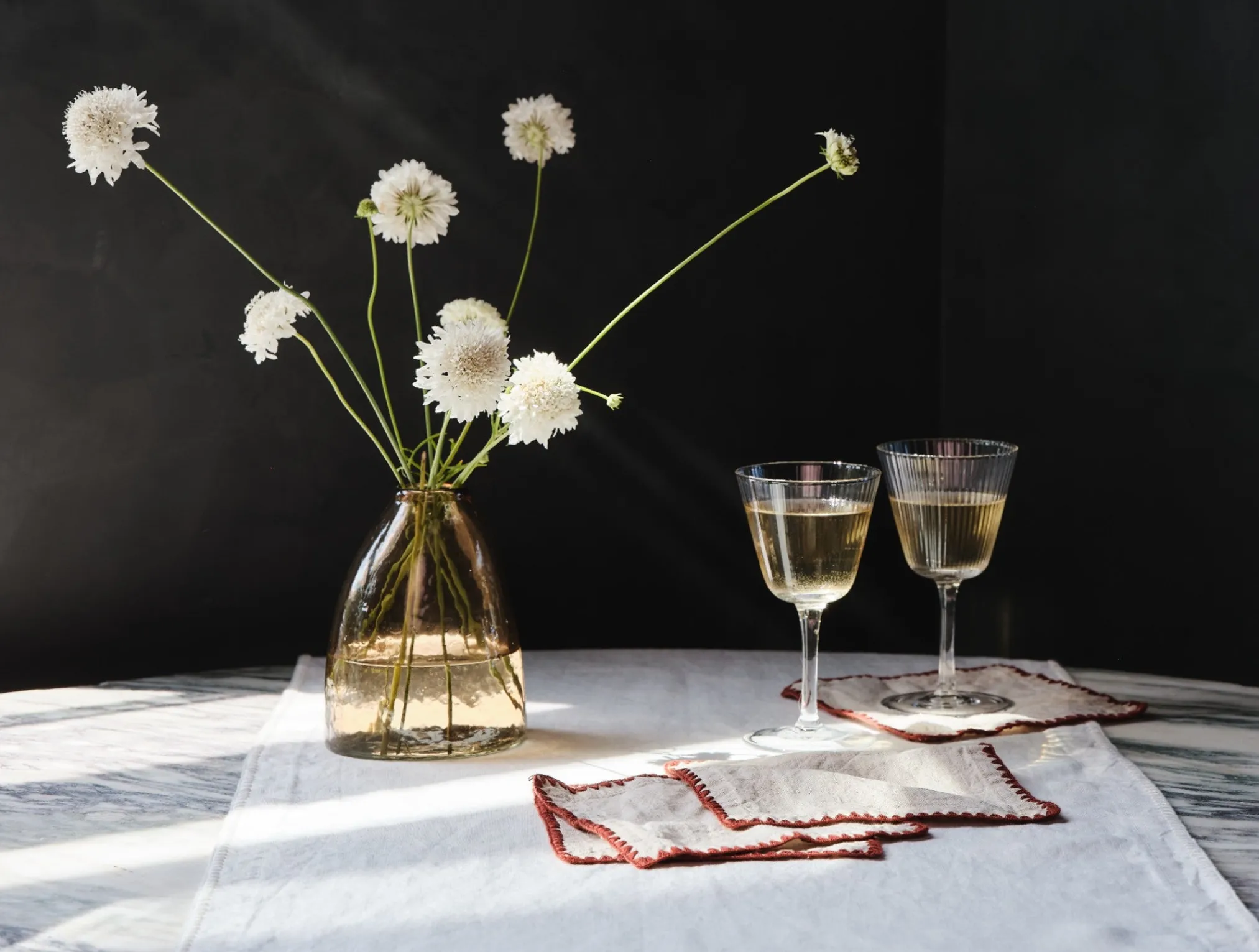 Coyuchi Olivos Embroidered Organic Linen Napkins< Dining