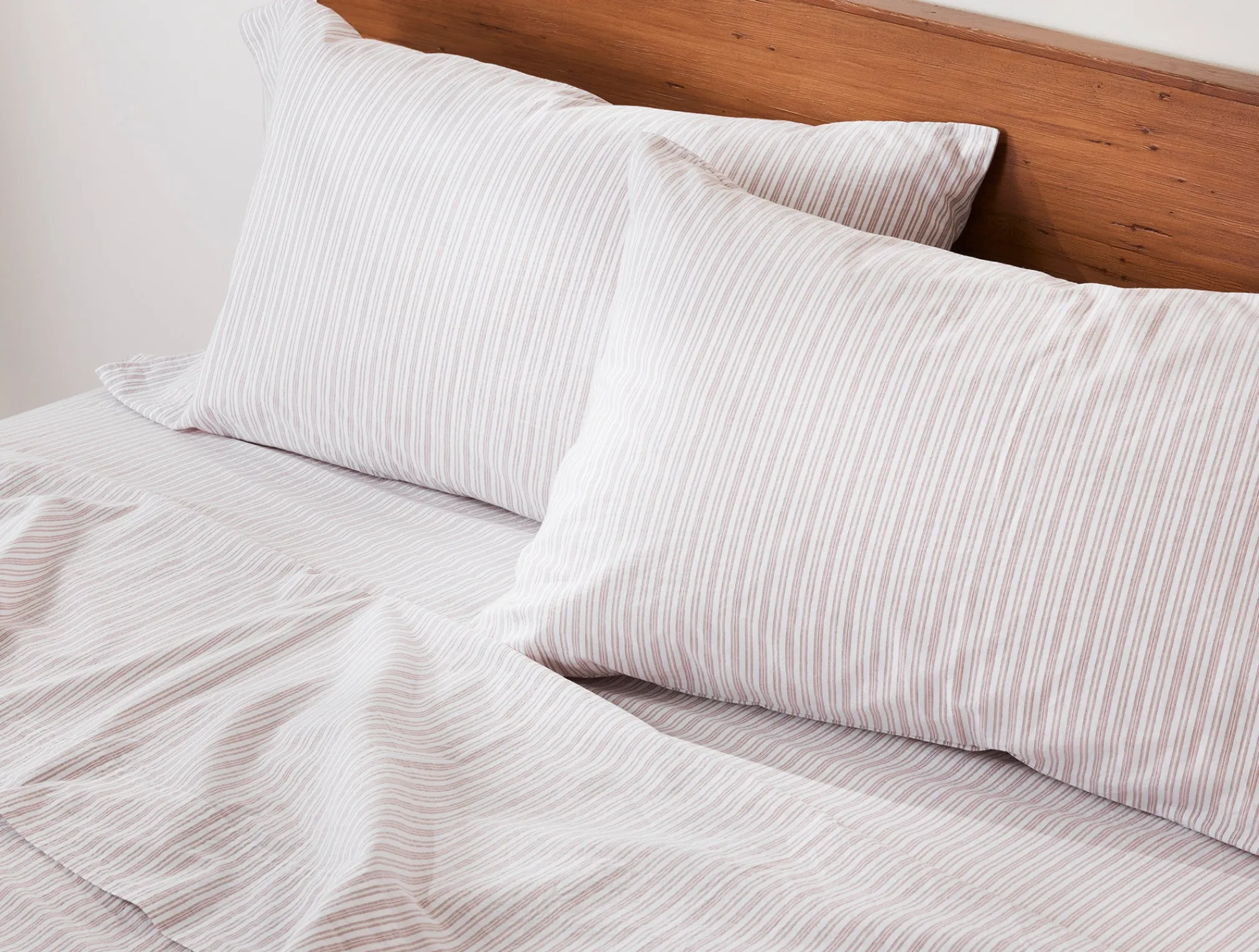 Coyuchi Organic Crinkled Percale™ Sheet Set< Sheet Sets|Sheet Sets