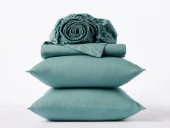 Coyuchi Organic Crinkled Percale™ Fitted Sheet< Fitted Sheets|Fitted Sheets