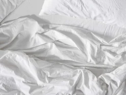 Coyuchi Organic Crinkled Percale™ Fitted Sheet< Fitted Sheets|Fitted Sheets