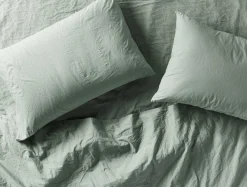 Coyuchi Organic Crinkled Percale™ Fitted Sheet< Fitted Sheets|Fitted Sheets