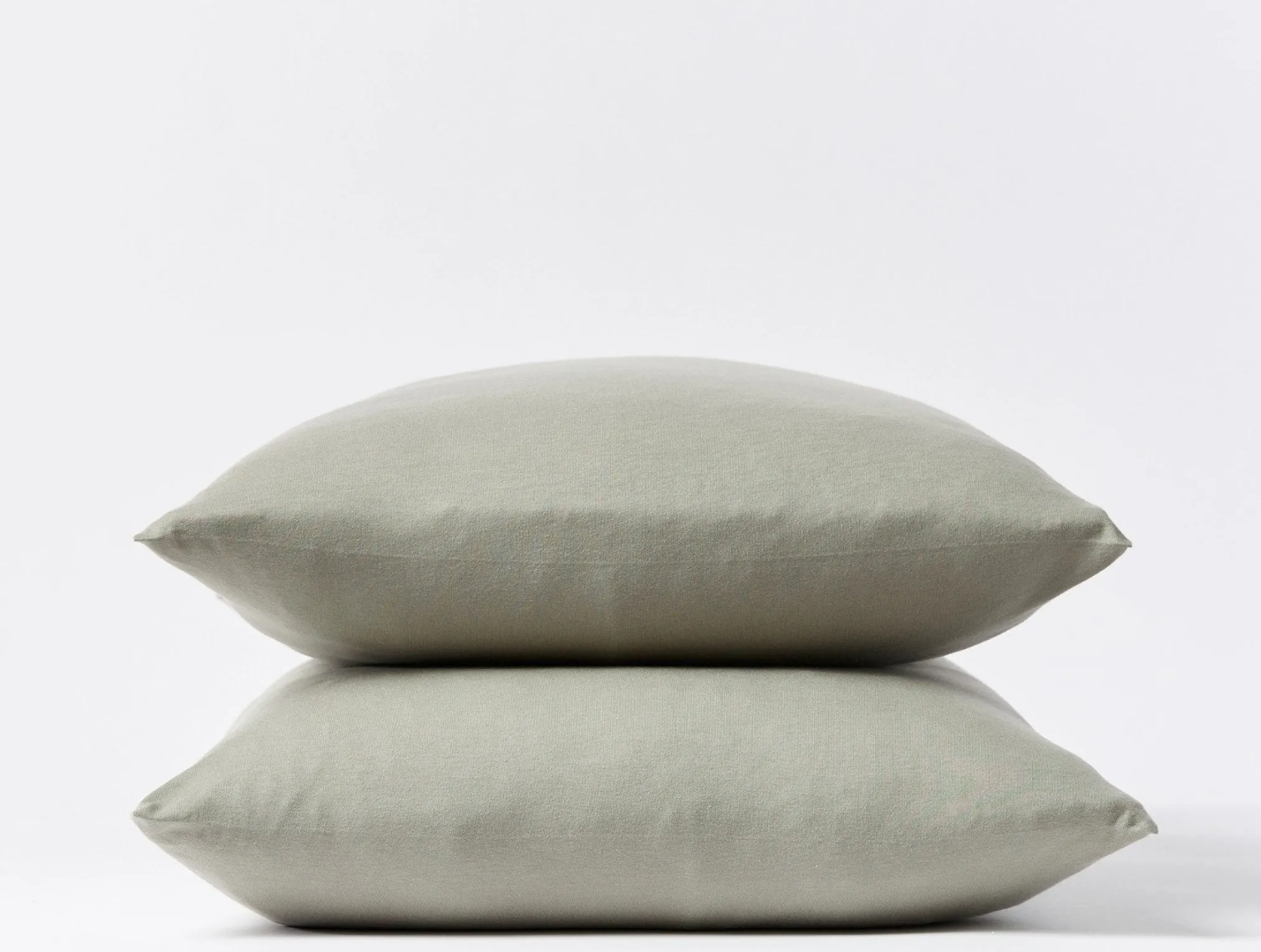 Coyuchi Organic Jersey Pillowcases< Pillowcases|Pillowcases