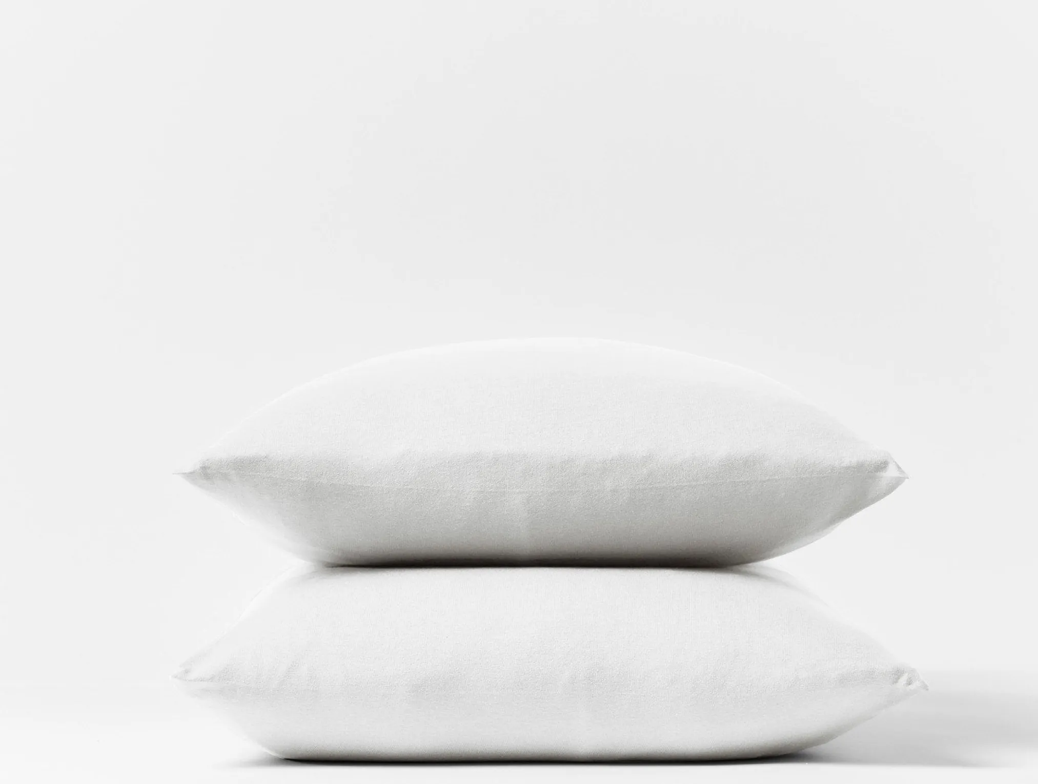 Coyuchi Organic Jersey Pillowcases< Pillowcases|Pillowcases