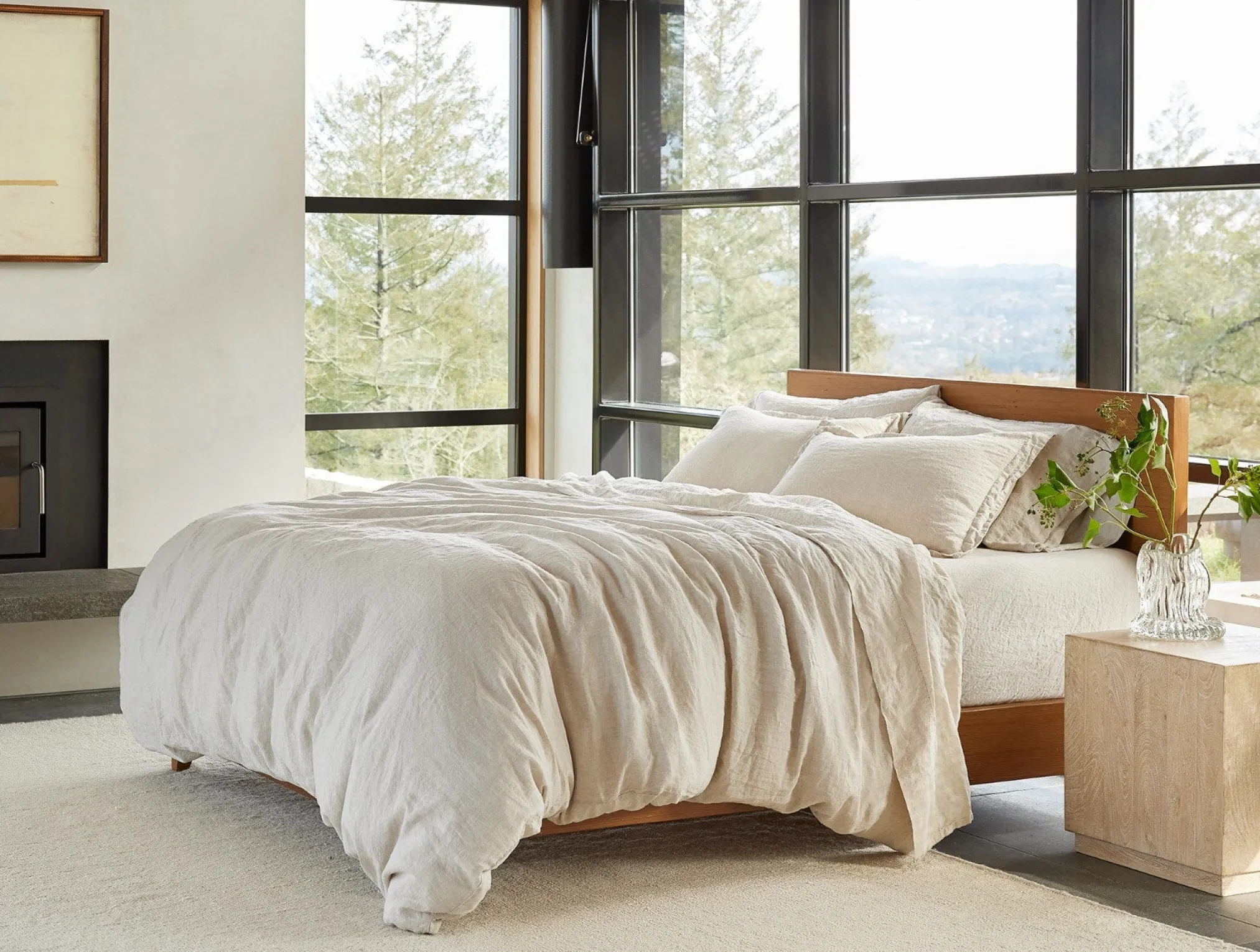 Coyuchi Organic Relaxed Linen Duvet Set< Duvet Covers + Sets
