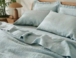 Coyuchi Organic Relaxed Linen Duvet Set< Duvet Covers + Sets