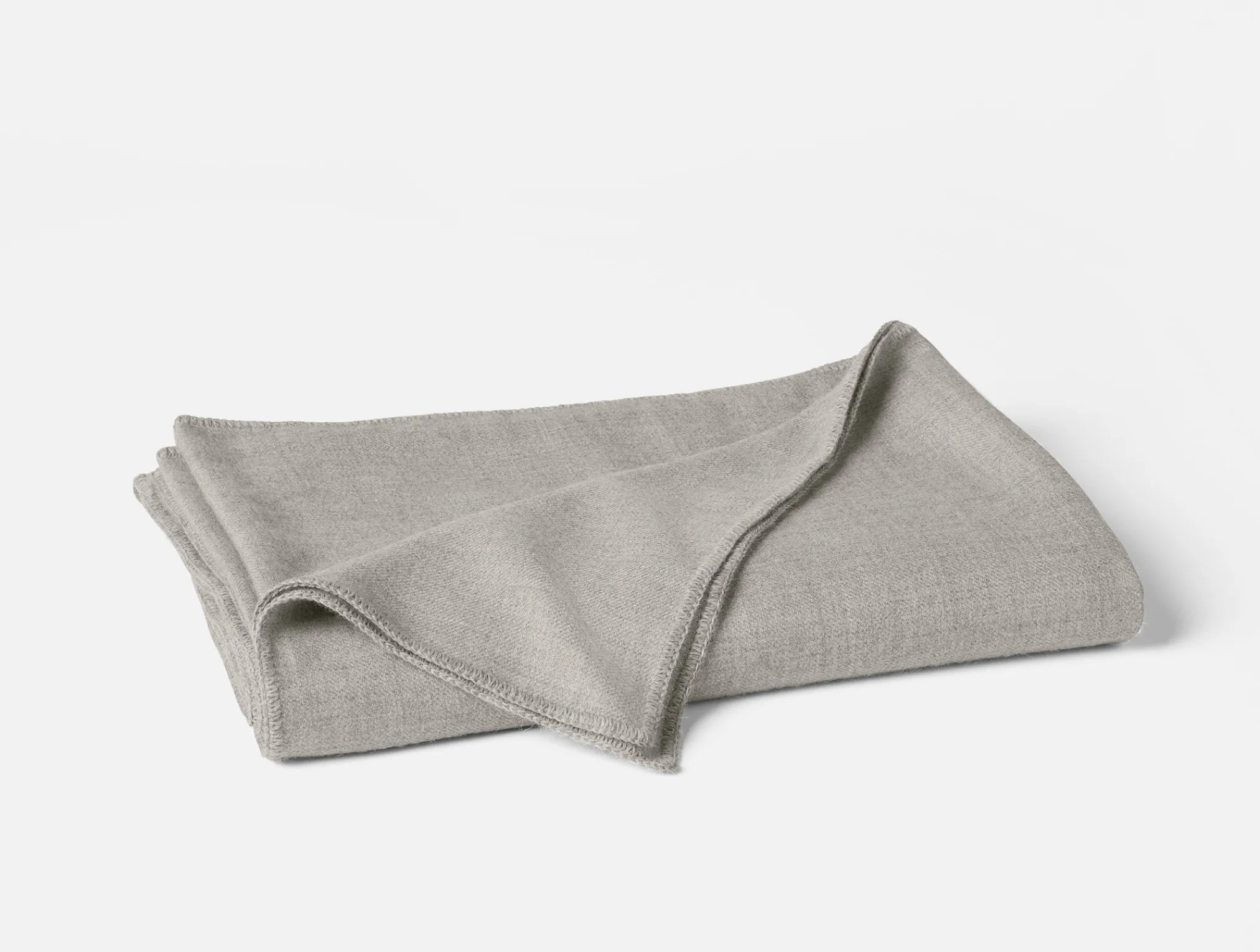 Coyuchi Pacaya Alpaca Blanket< Bed Blankets