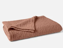 Coyuchi Pescadero Matelasse Organic Blanket< Bed Blankets