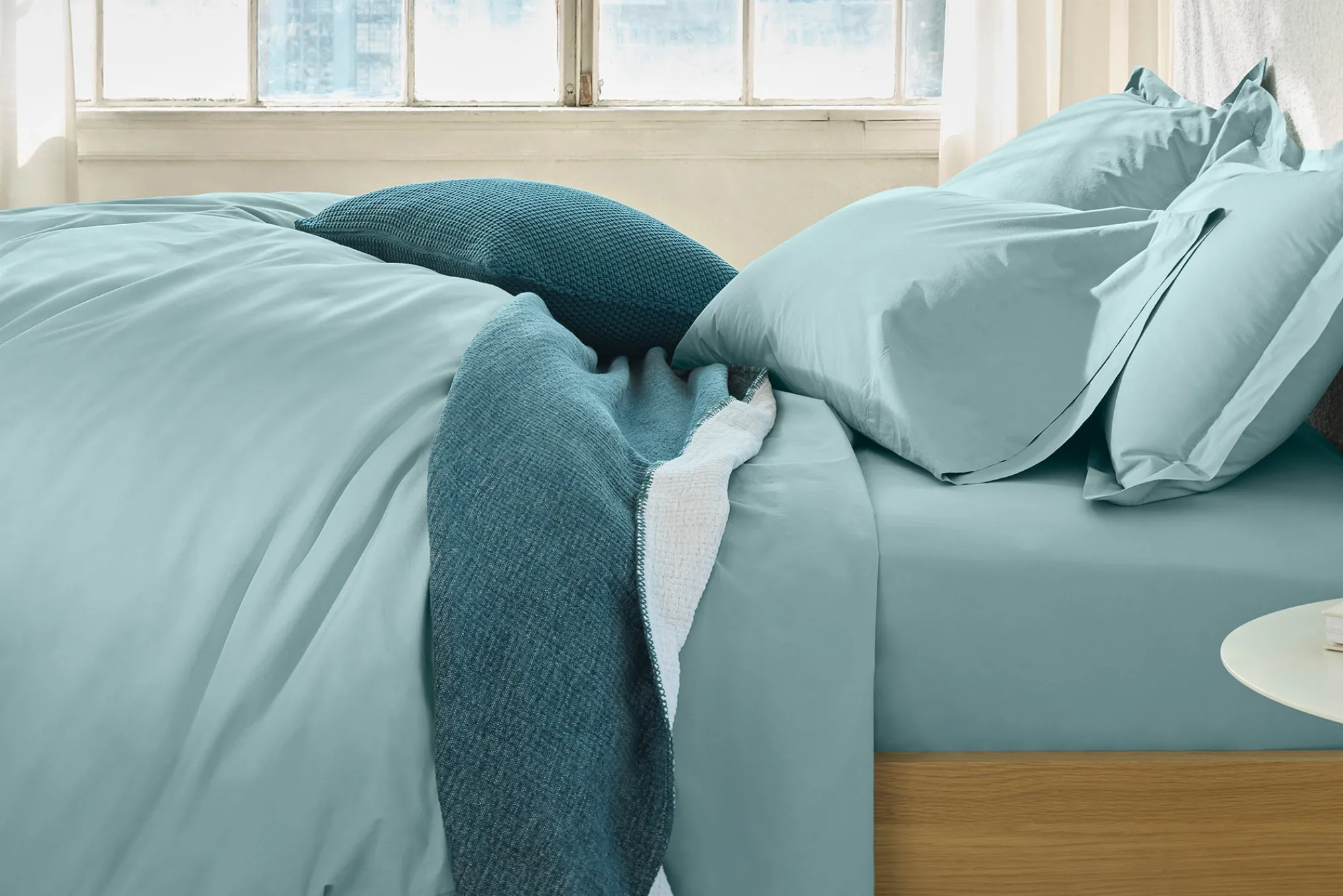 Coyuchi Refined Organic Percale Fitted Sheet< Fitted Sheets|Fitted Sheets