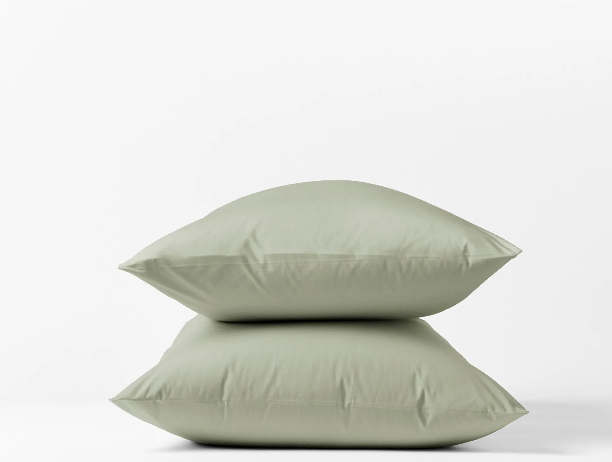 Coyuchi Refined Organic Percale Pillowcases< Pillowcases|Pillowcases