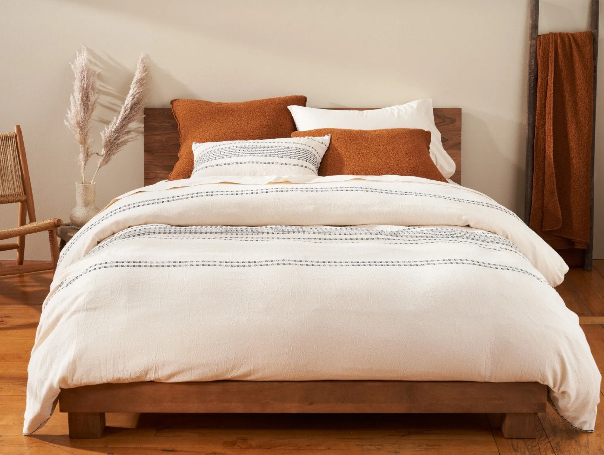 Coyuchi Rippled Stripe Organic Duvet Set< Duvet Covers + Sets