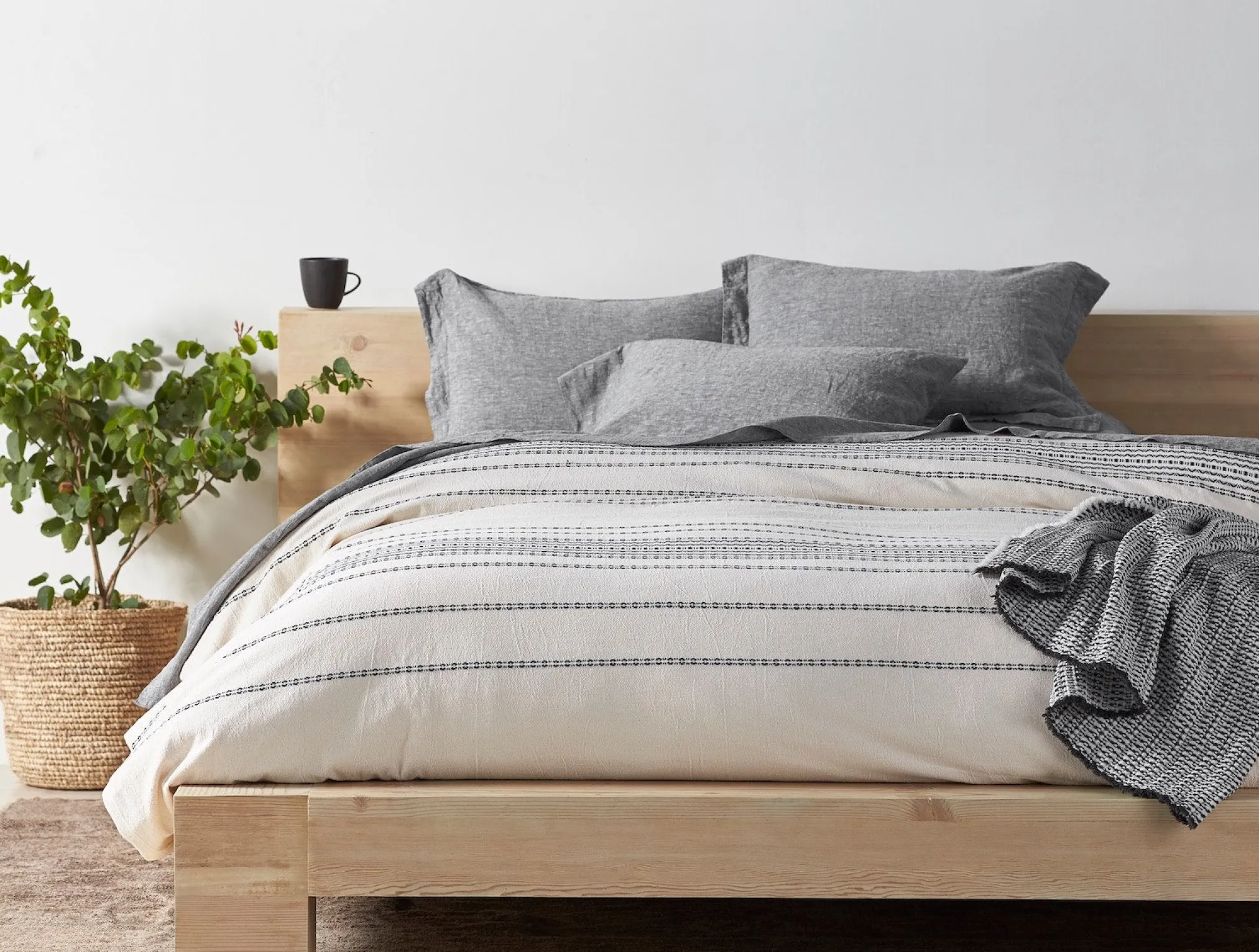 Coyuchi Rippled Stripe Organic Duvet Set< Duvet Covers + Sets