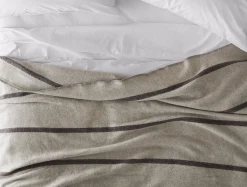 Coyuchi Tahoe Wool Blanket< Bed Blankets