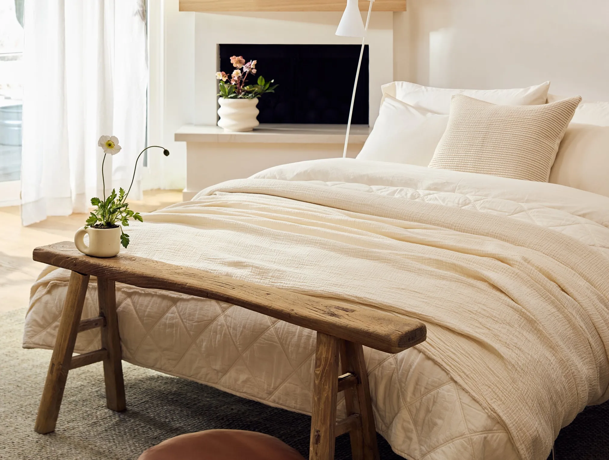 Coyuchi Topanga Organic Matelasse Throw< Throws