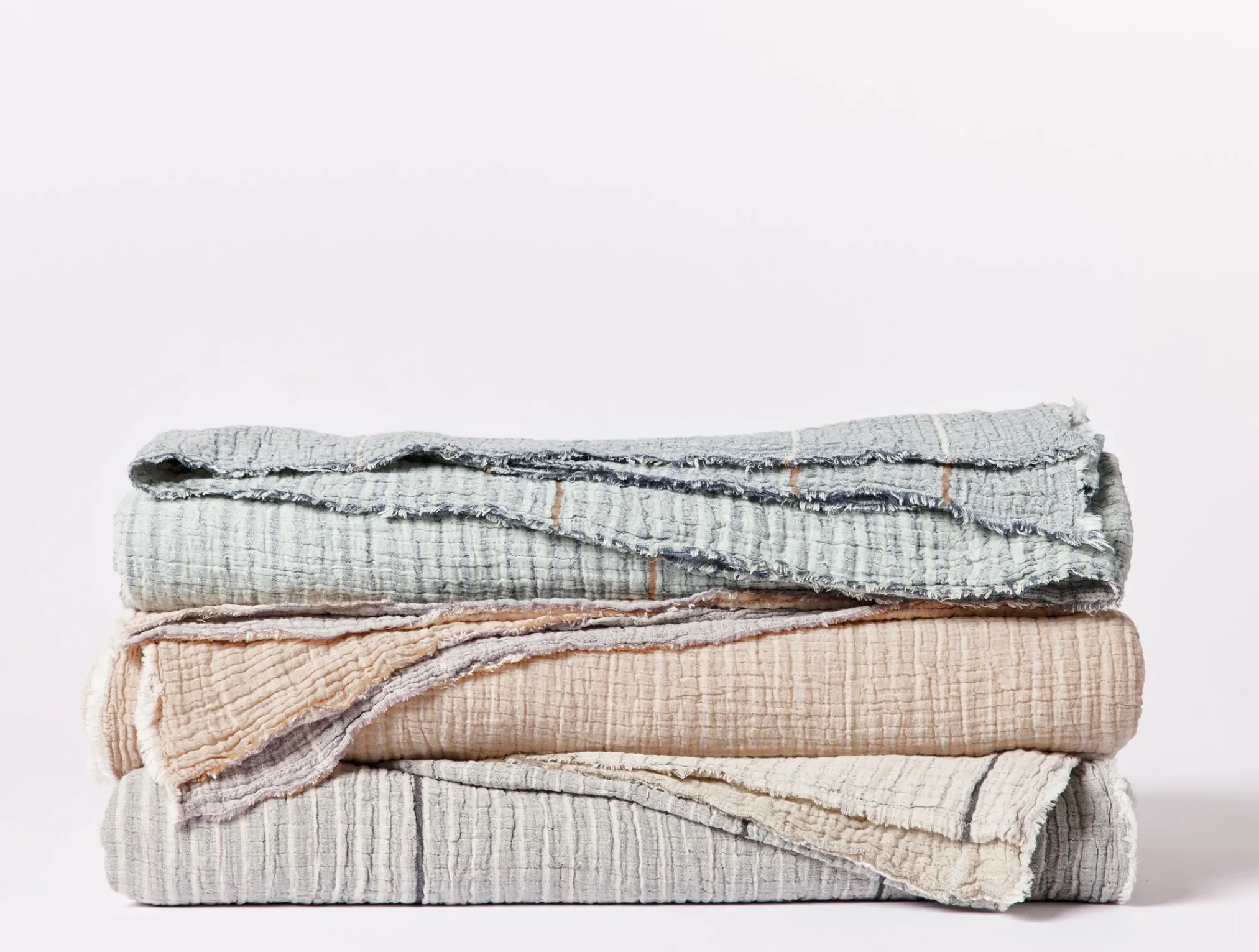 Coyuchi Topanga Organic Matelasse Blanket< Bed Blankets