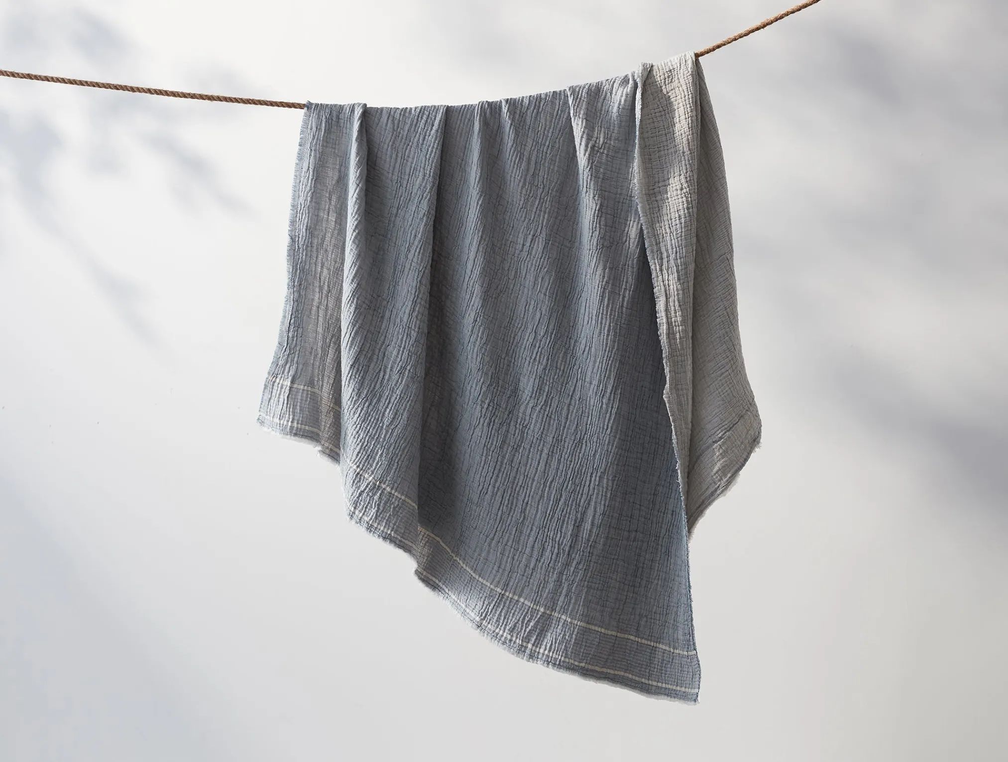 Coyuchi Topanga Organic Matelasse Striped Throw< Throws