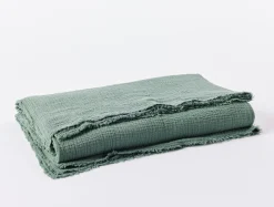 Coyuchi Topanga Organic Matelasse Blanket< Bed Blankets