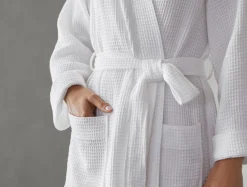 Coyuchi Unisex Organic Waffle Robe< Bathrobes|Men's Sleep