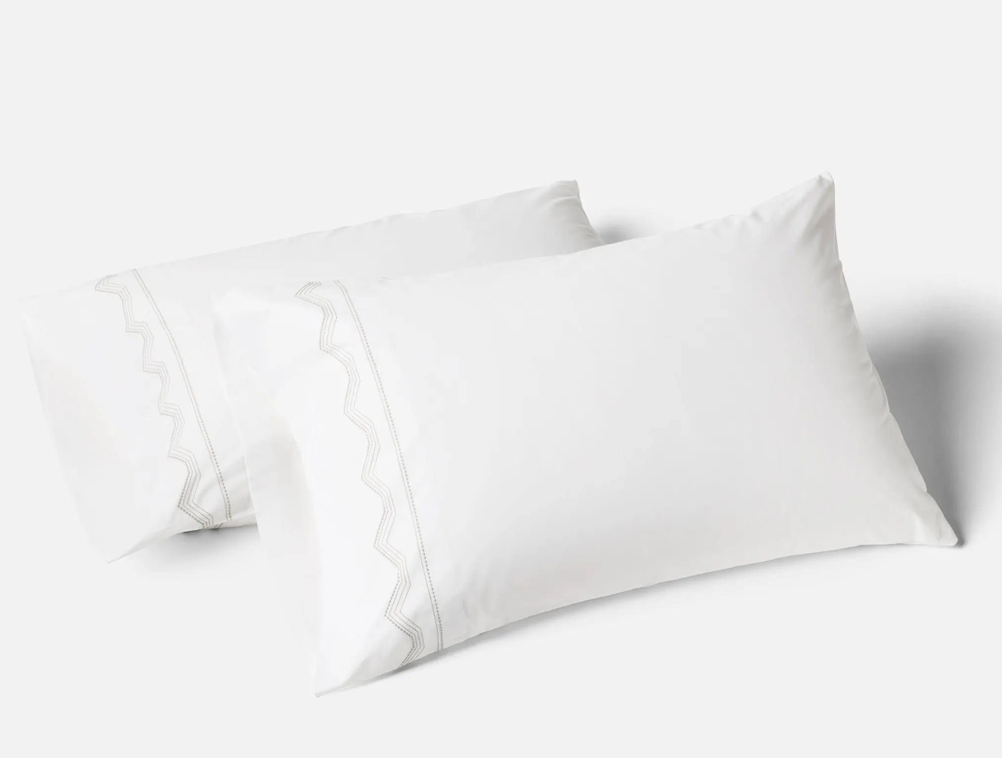 Coyuchi Vista Embroidered Organic Pillowcases< Pillowcases|Pillowcases