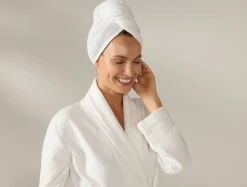 Coyuchi Waffle Organic Hair Wrap< Accessories