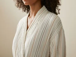 Coyuchi Women's Matelassé Organic Robe< Robes